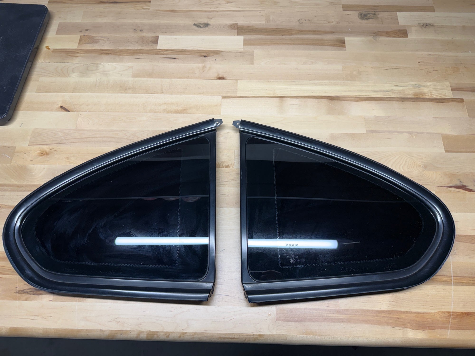 Toyota Supra MK4 HARDTOP 93-98 rear quarter windows PAIR