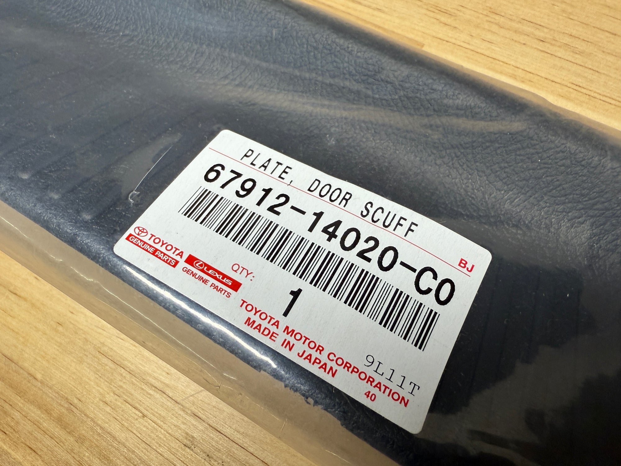 BRAND NEW Driver Side Door Scuff Plate 67912-14020-C0 for LHD